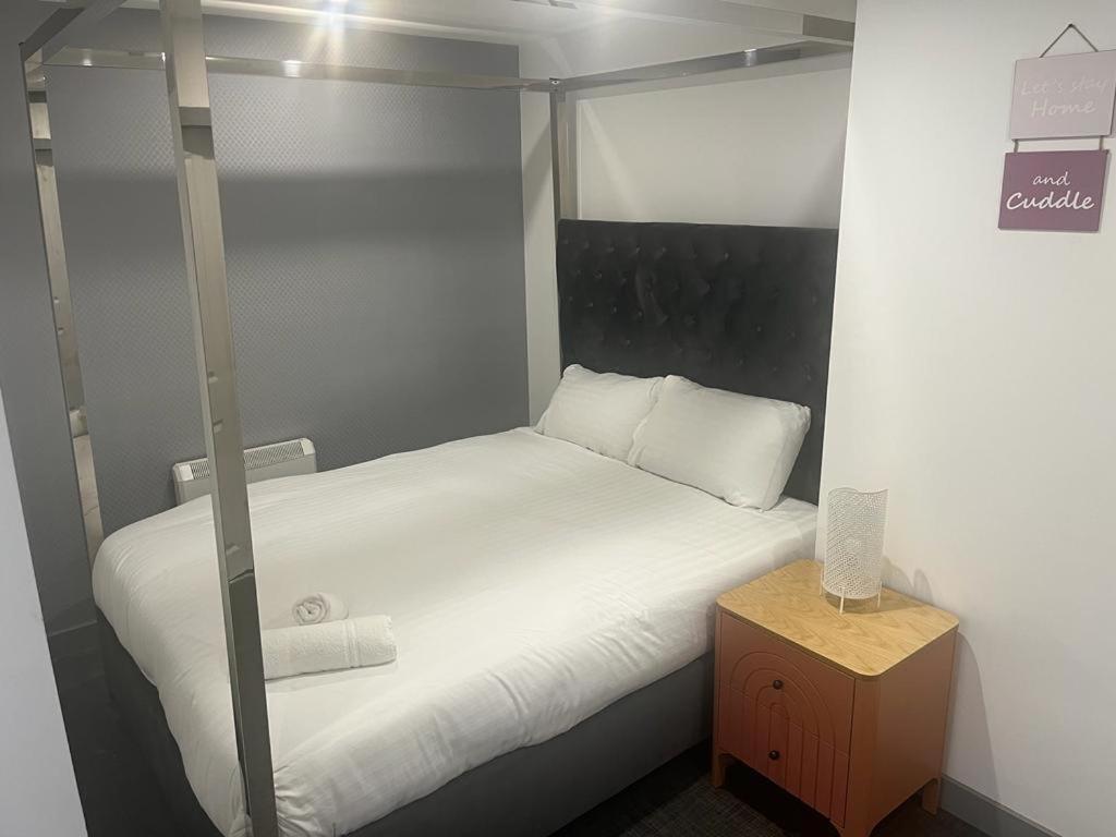 Hotel Rooms Манчестер Экстерьер фото